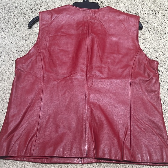 Ladies Genuine Leather Vest - Picture 3 of 4